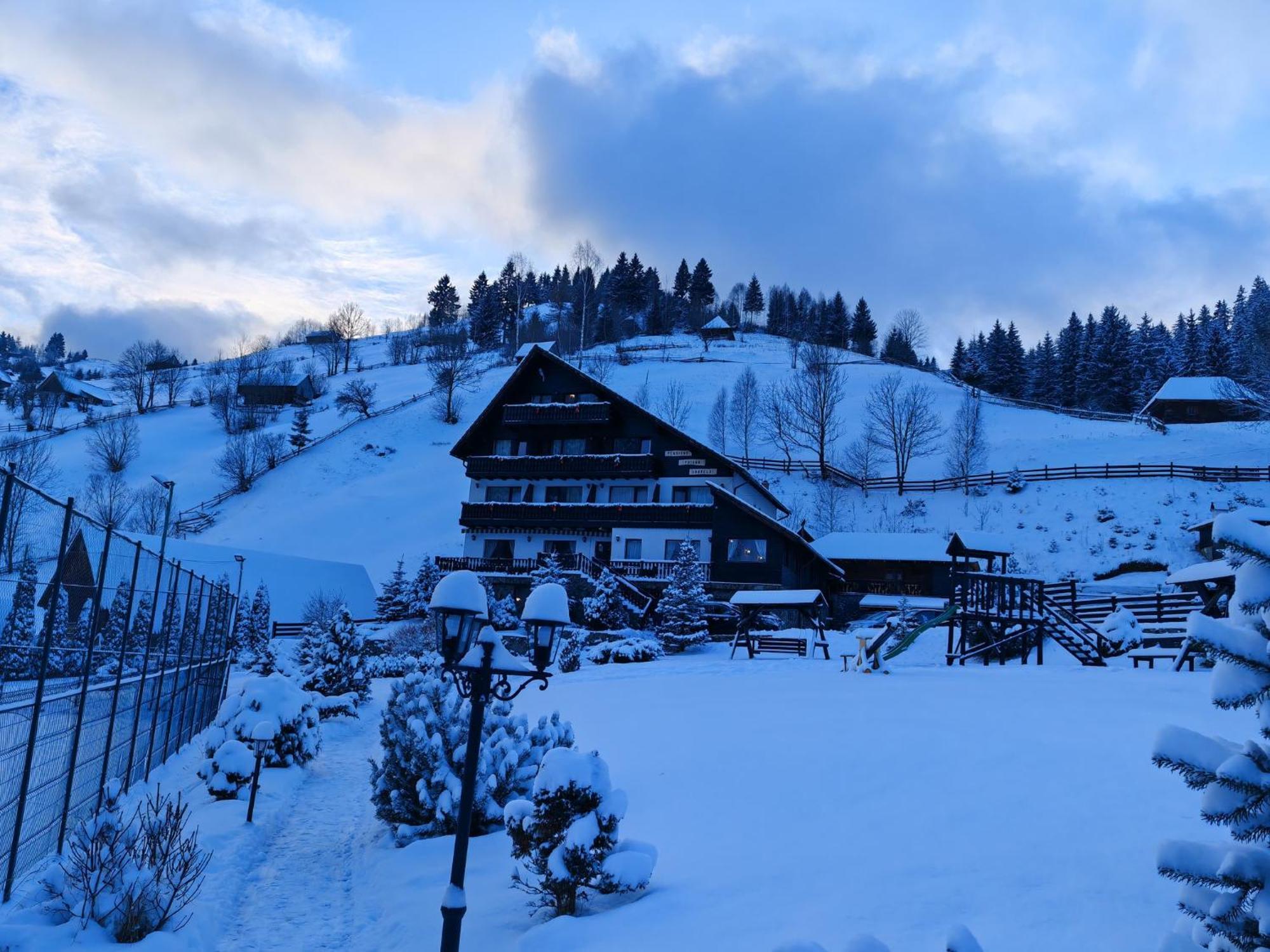 Bed and Breakfast Poiana Soarelui Moeciu De Sus Zewnętrze zdjęcie