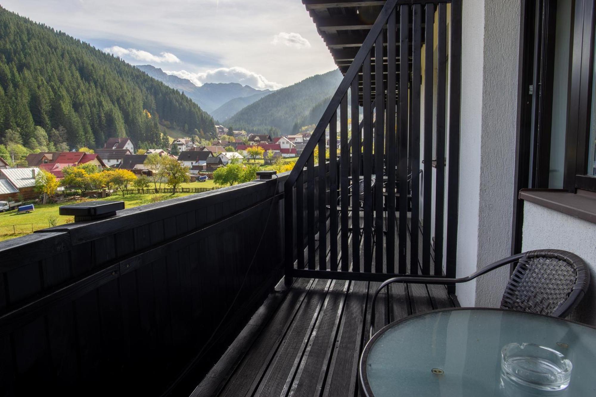 Bed and Breakfast Poiana Soarelui Moeciu De Sus Zewnętrze zdjęcie